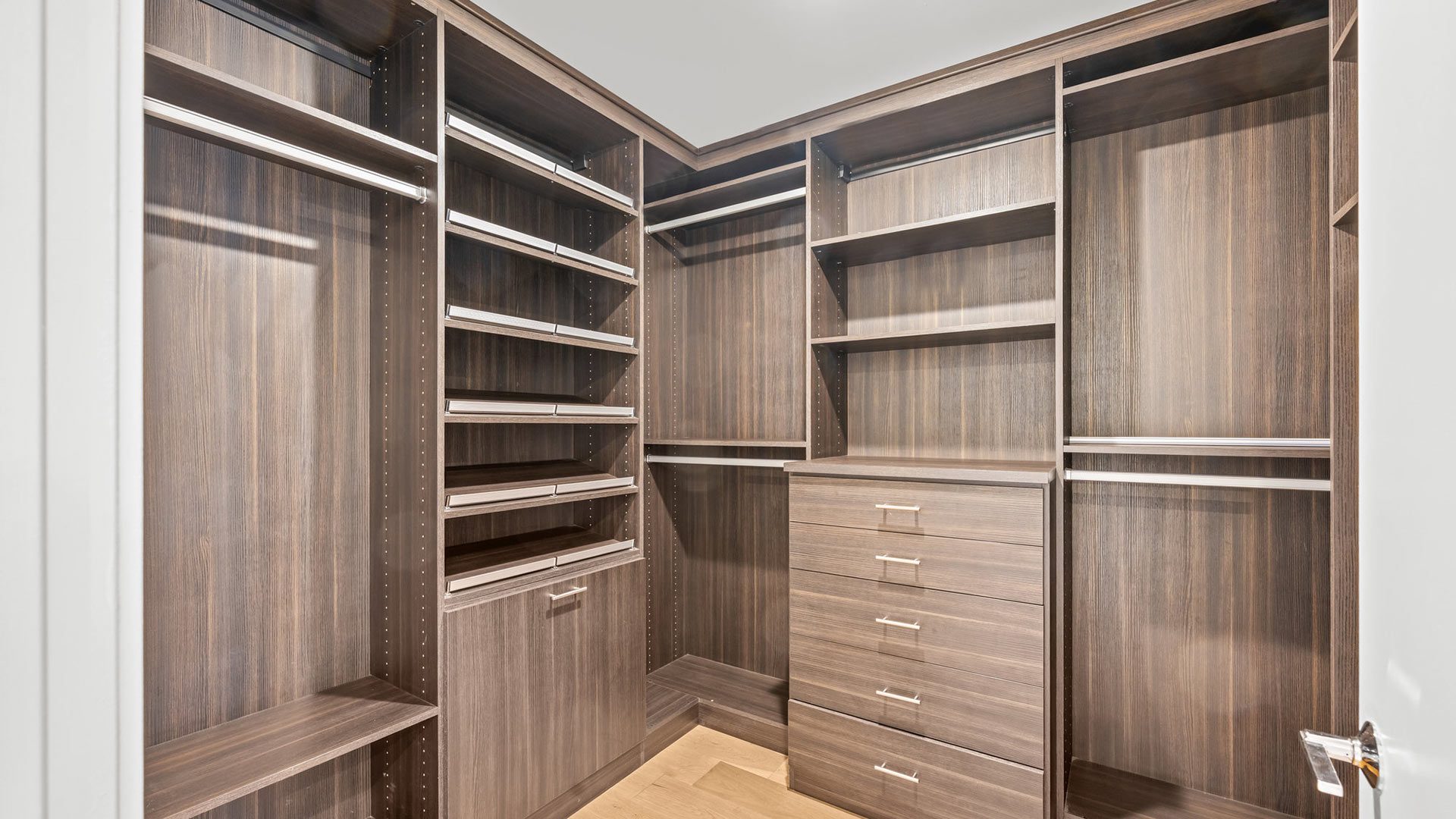 ALX Penthouse 2 Primary Closet View 1 web