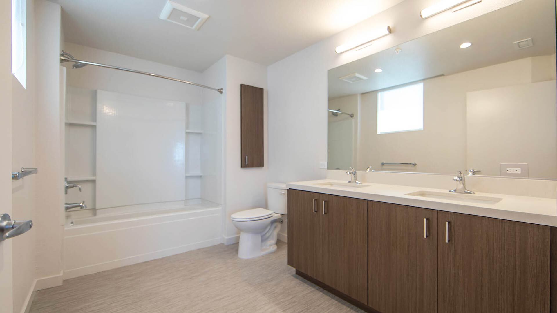 Aperture C4 floorplan bathroom view 2