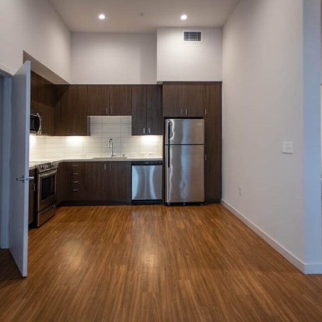 B6 - 1 Bedroom - 664 sq ft