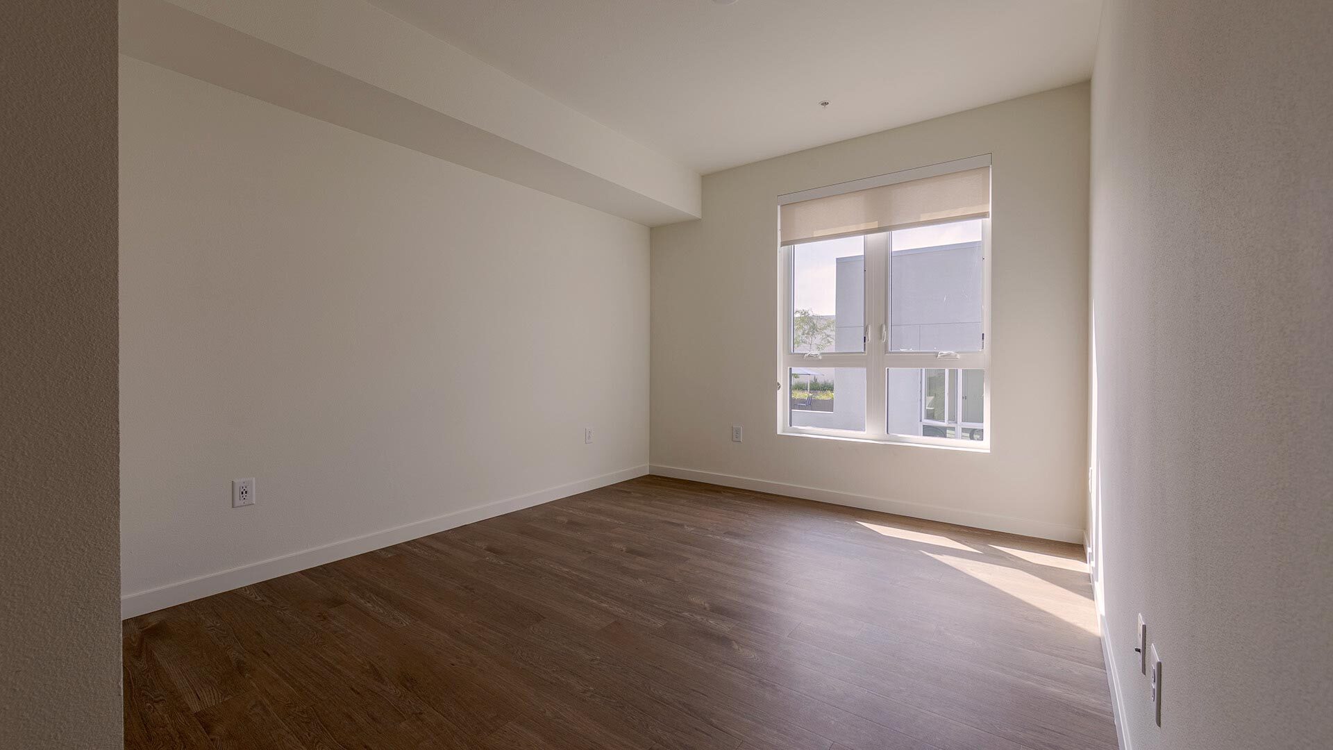 Ardence B12 bedroom view 1
