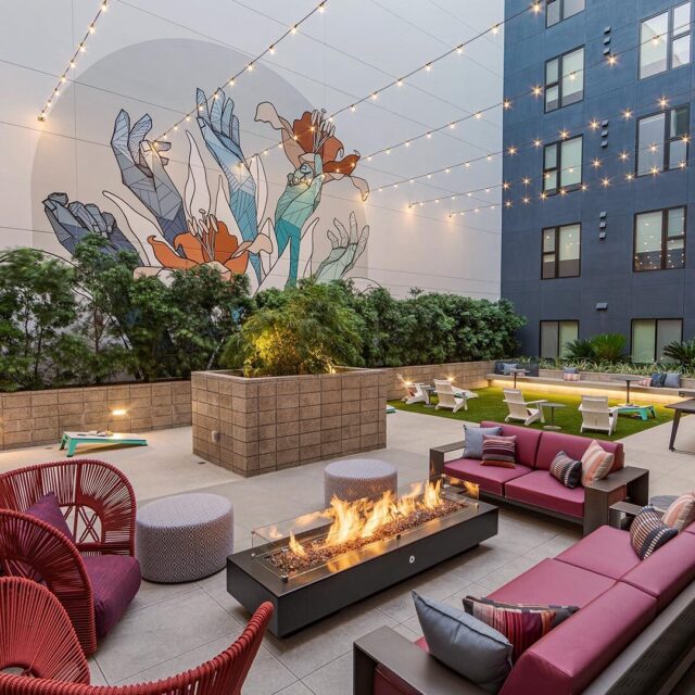 Ardence courtyard view 3