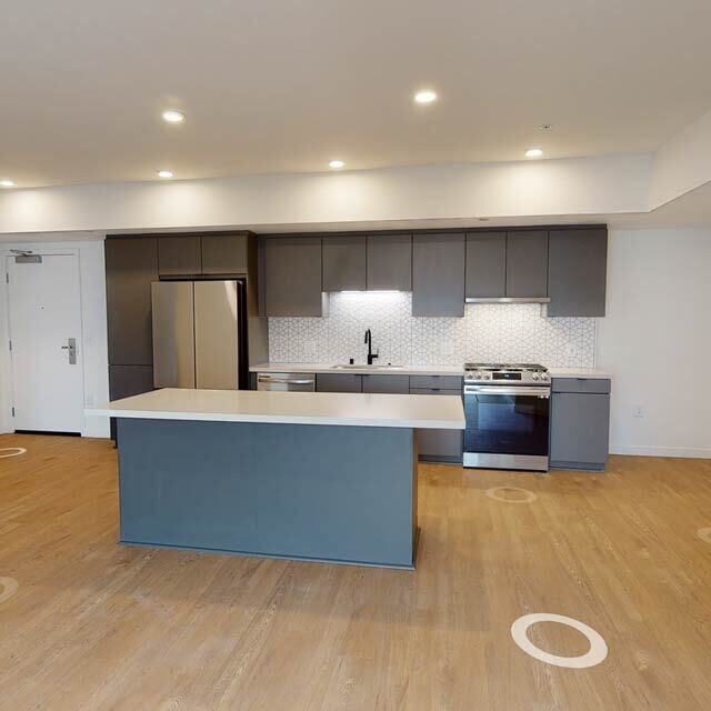 C12 — 3BR — Unit 850