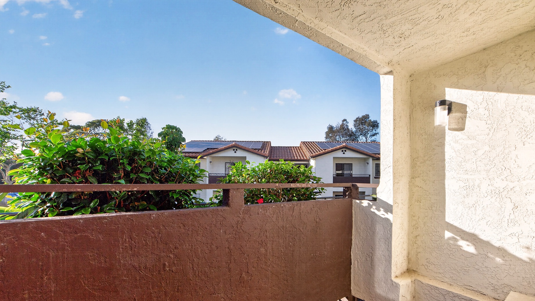 Barham mulberry balcony
