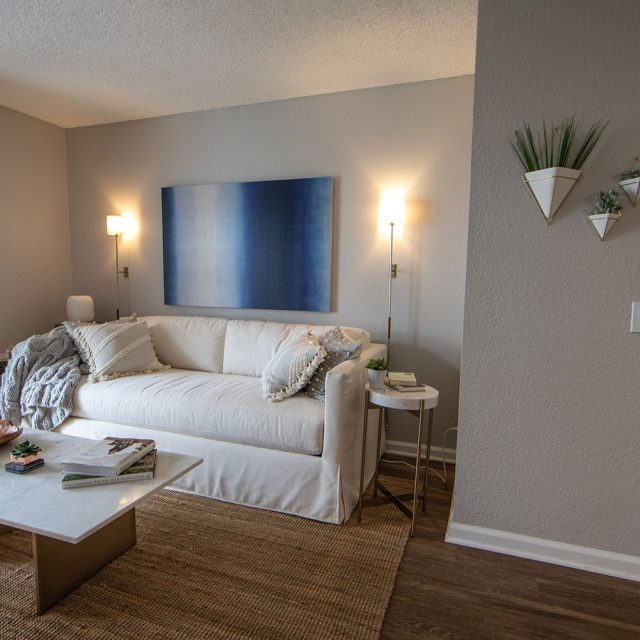 Virtu Barham Model Unit153 Mulberry Reno 2 1 930sqft 6 20 5462 web