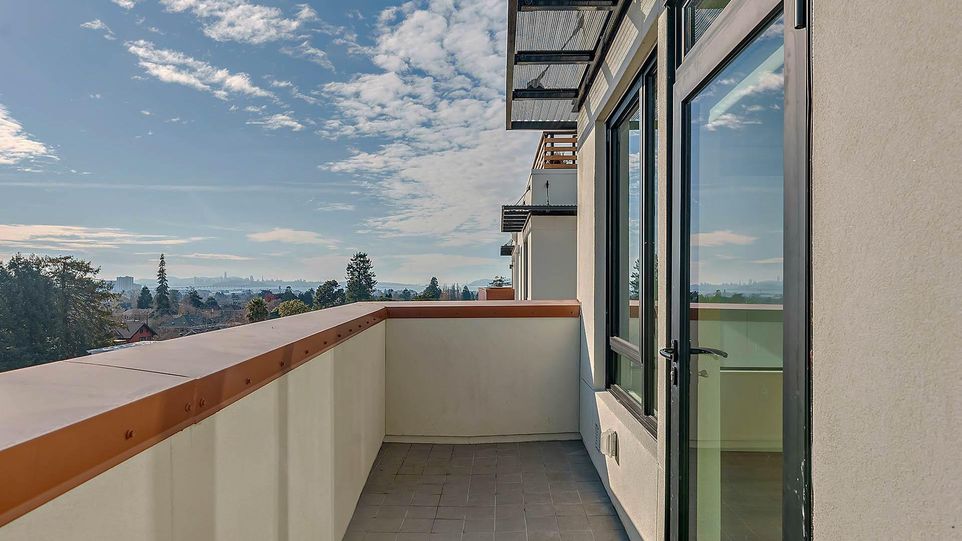 Blake apartments b4 floorplan deck view 1