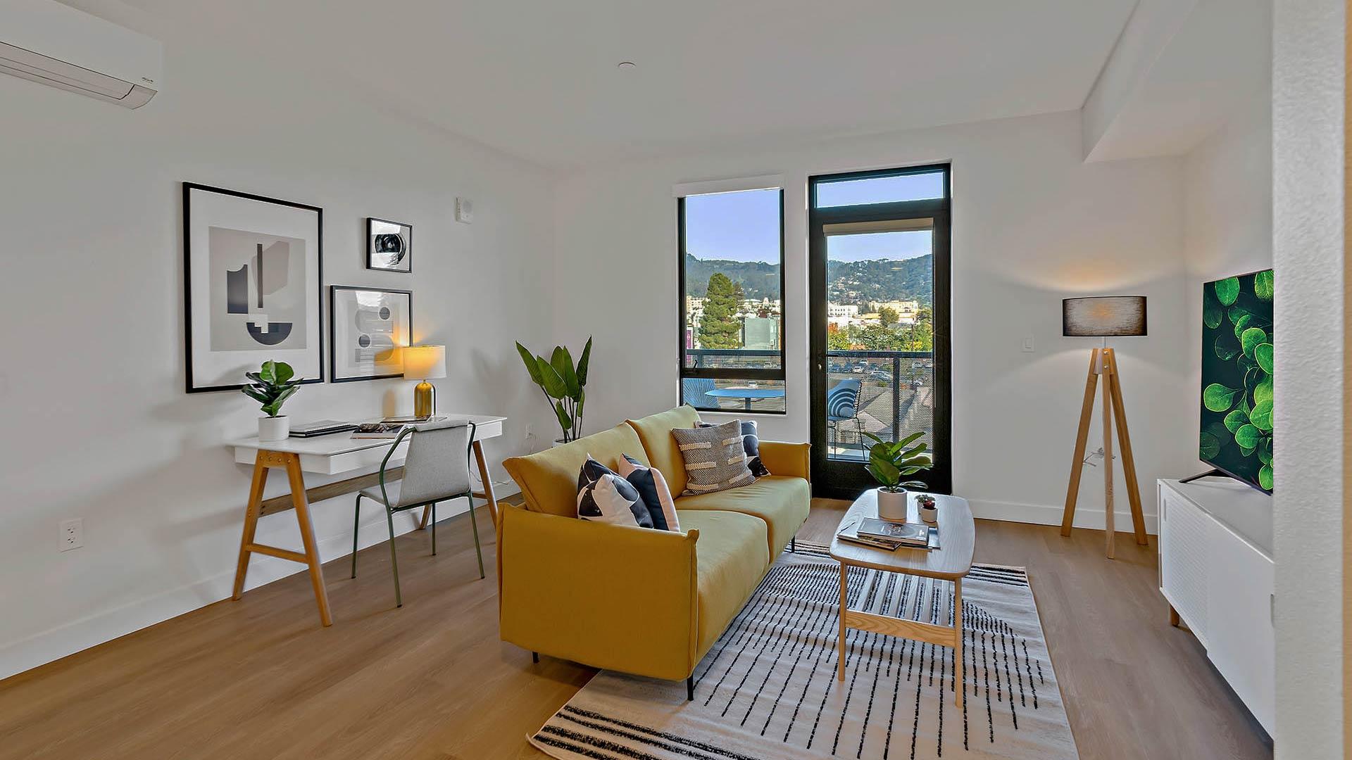 Blake apartments b6 floorplan model livingroom view 1