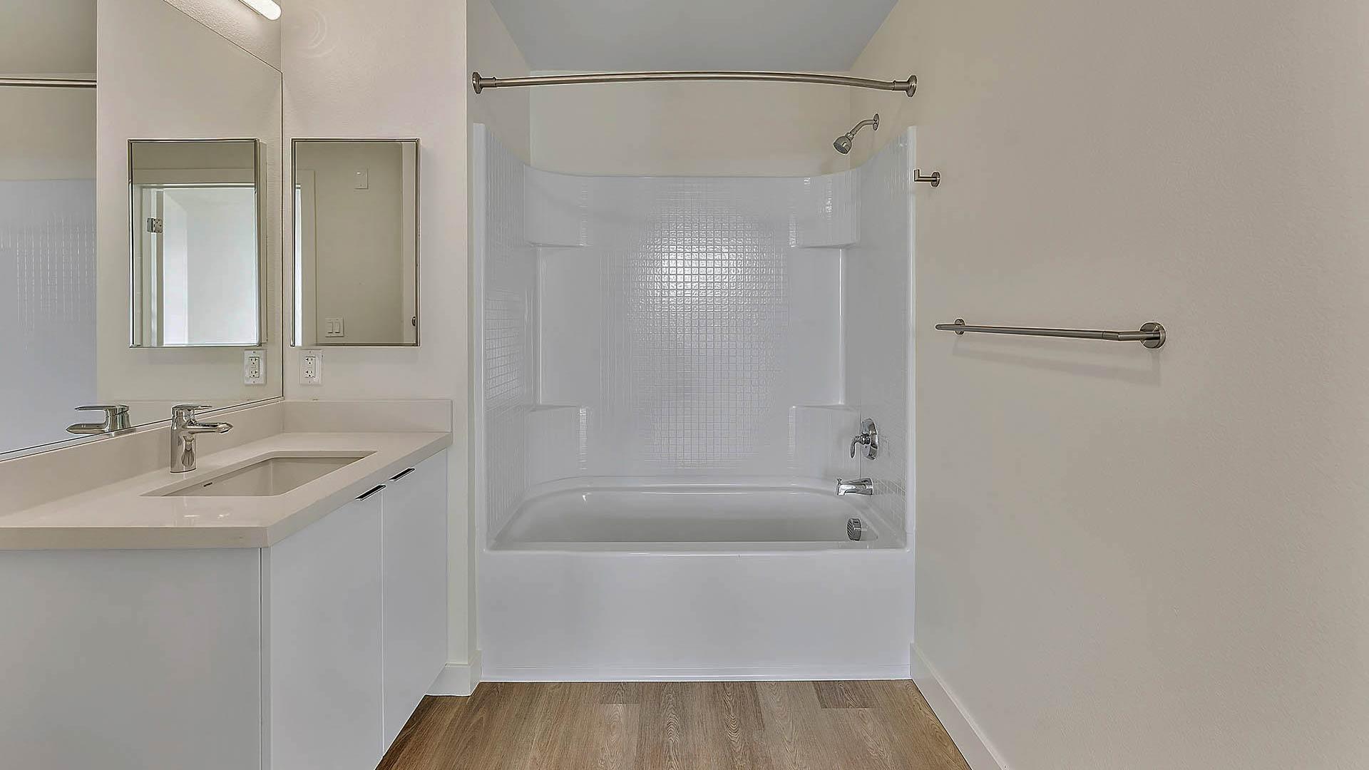Blake apartments b7 floorplan bathroom view 1