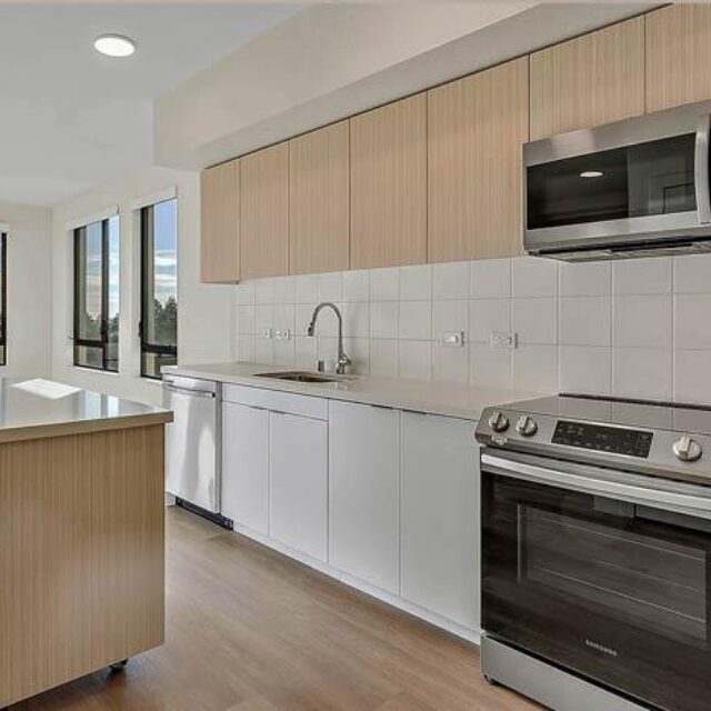 B5 - 1 Bedroom 1 Bath - 700 sq ft