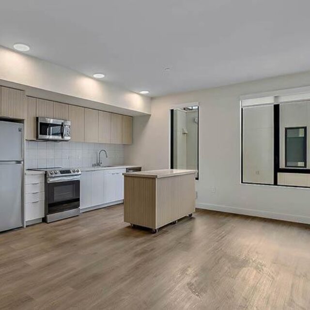 C2 - 2 Bedroom 2 Bath - 905 sq ft