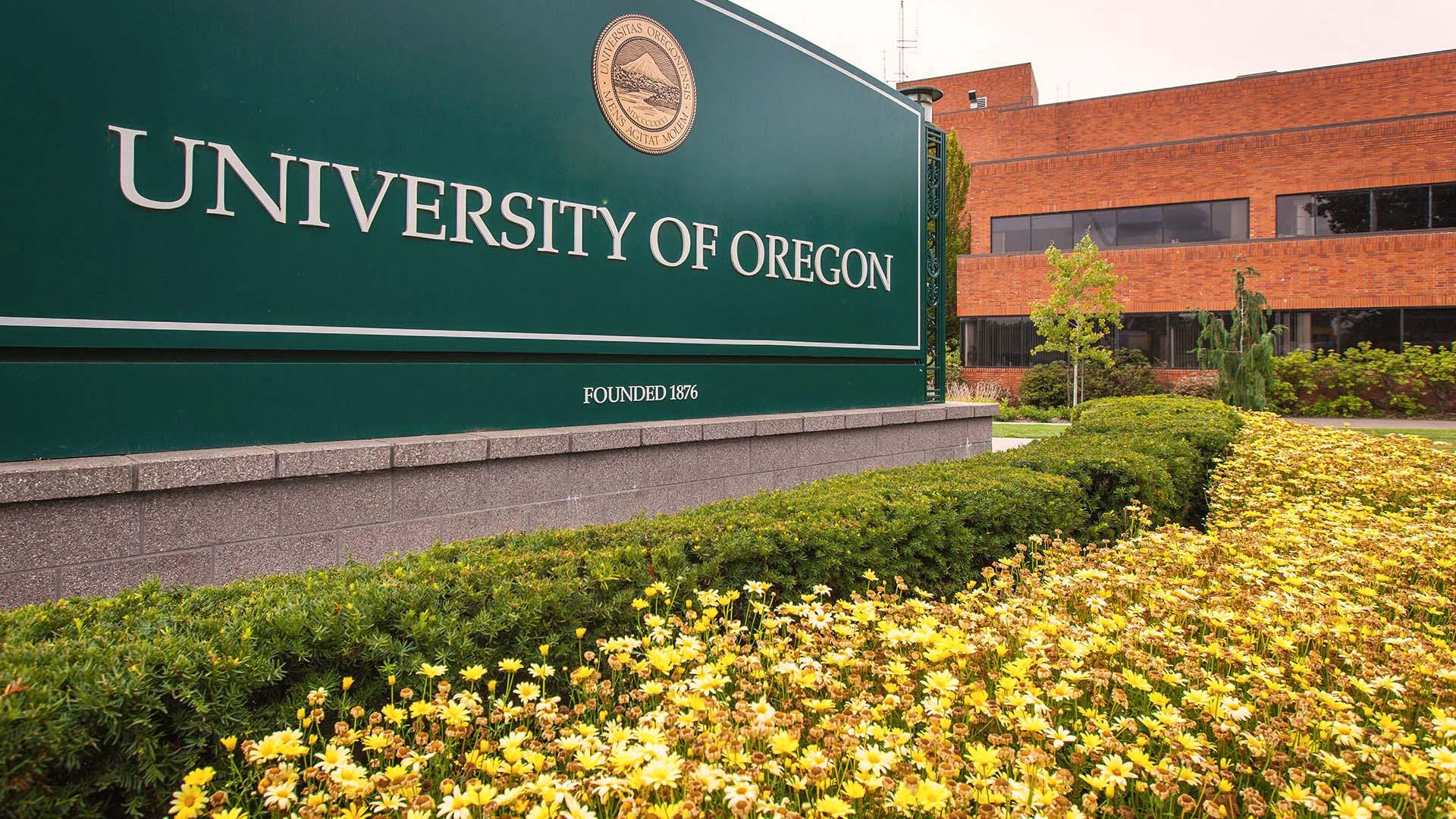 Broadway university of oregon sign 2