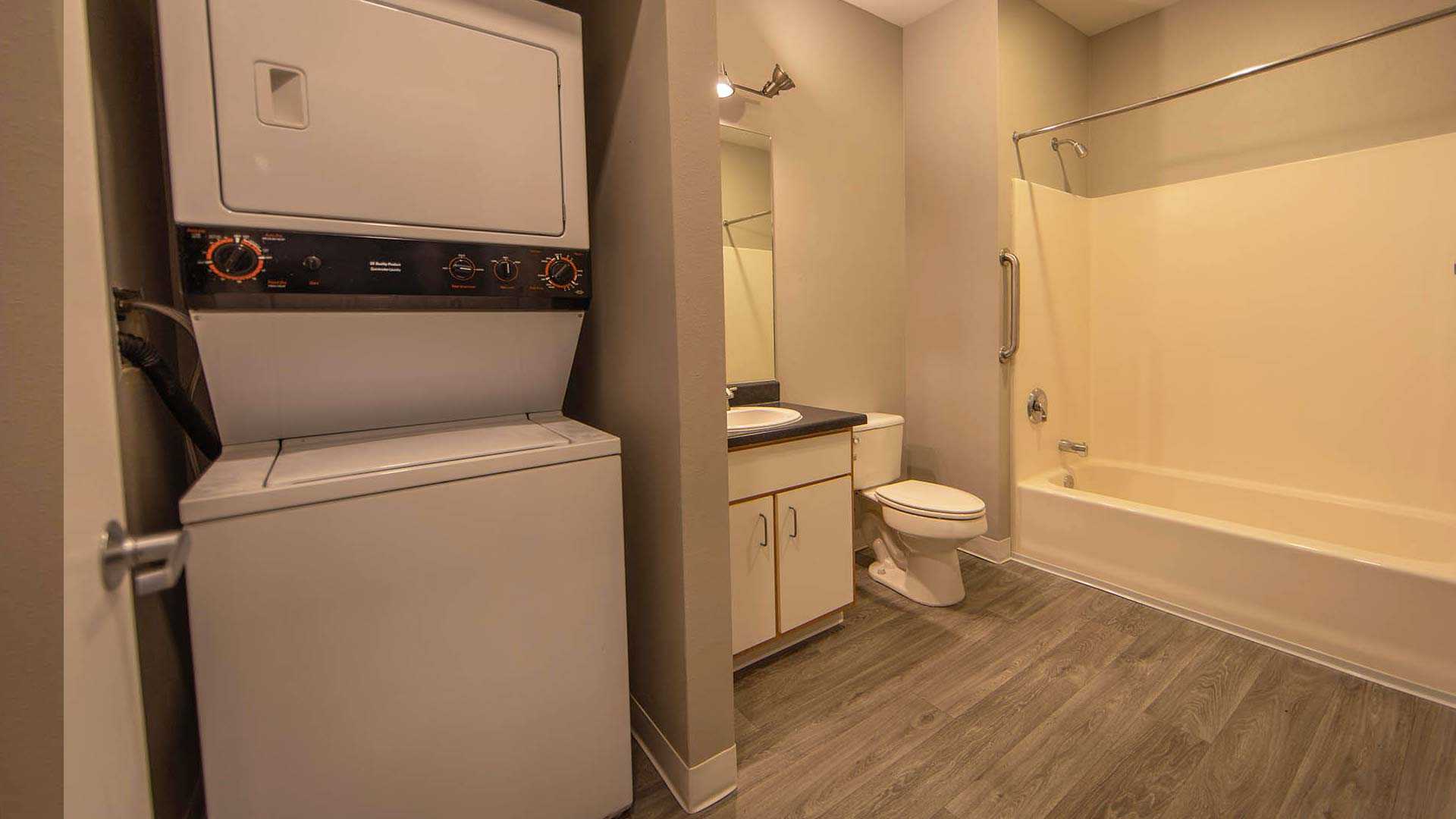 Broadway hayward plan bathroom 1