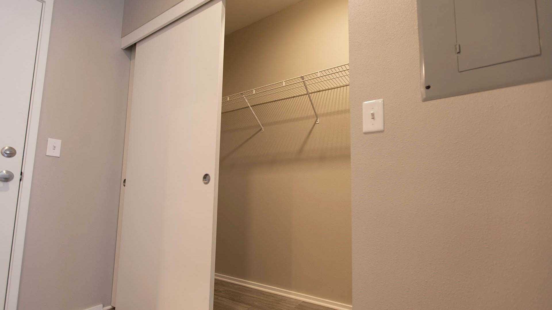 Broadway hult plan closet 1