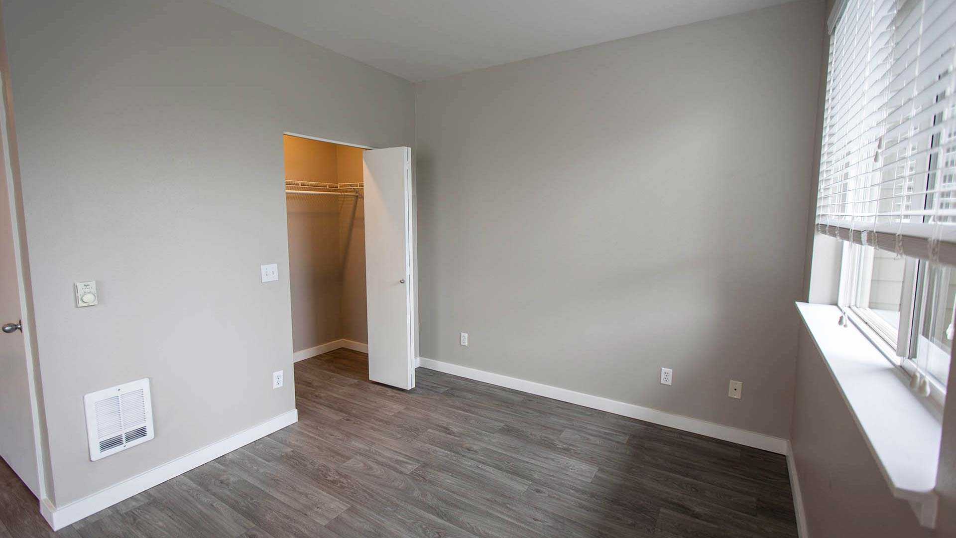 Broadway schnitzer plan closet 1