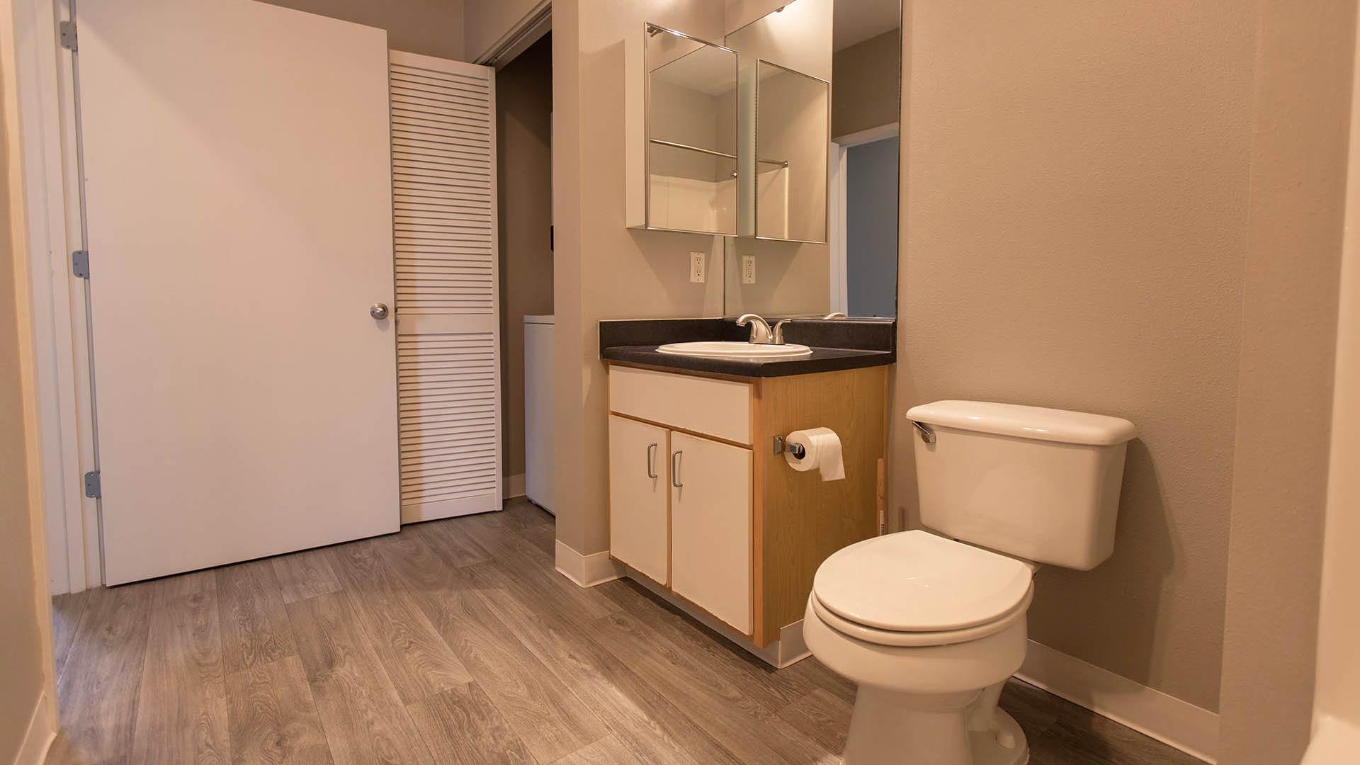 Broadway skinner plan bathroom 1