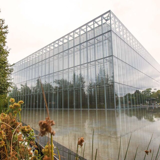 Broadway neighborhood hult center