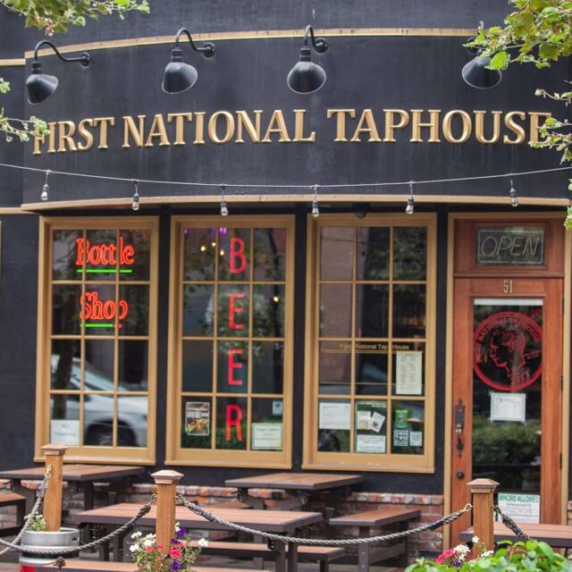 Broadway neighborhood taphouse brew pub