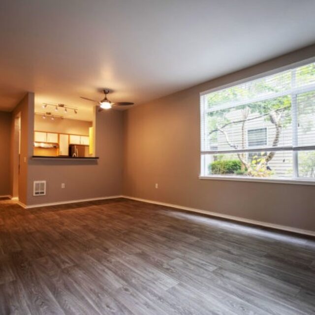 Hayward - 1 Bedroom - 718 sq ft