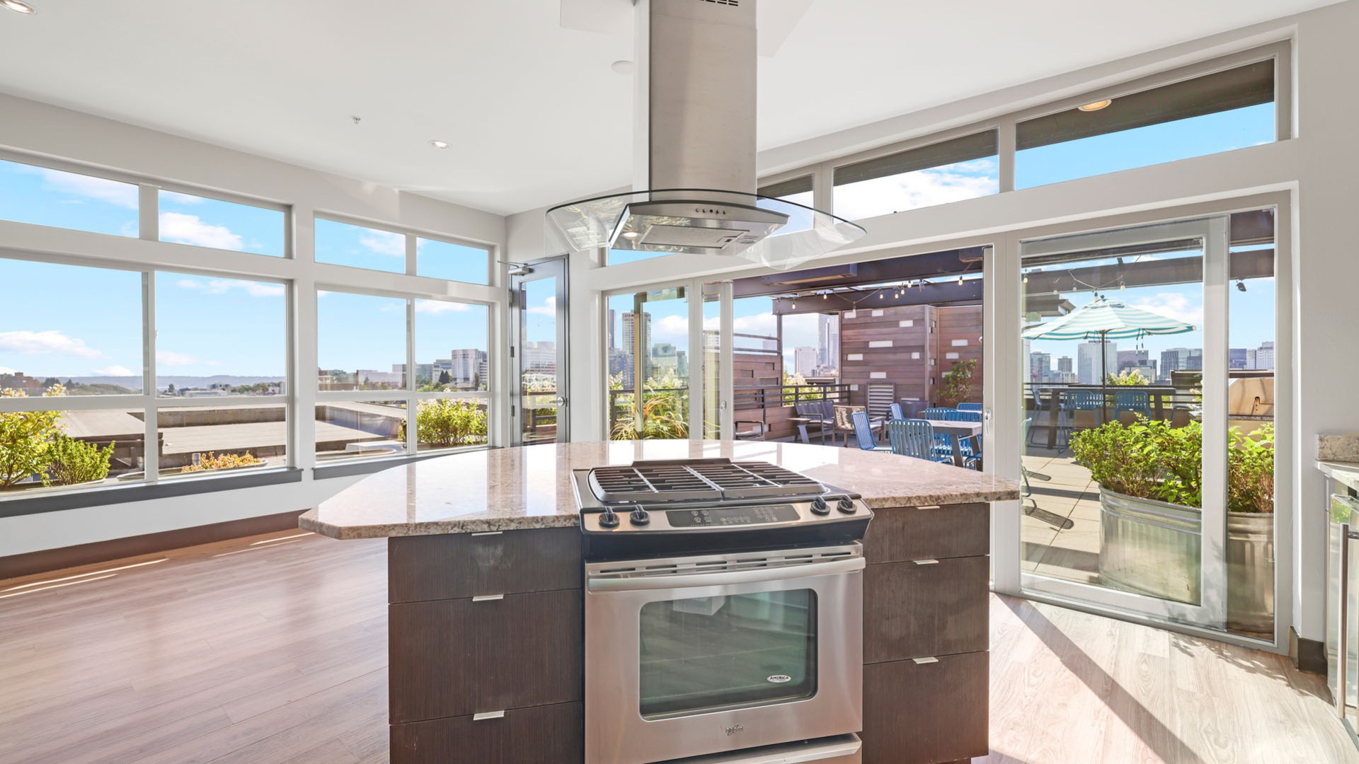 Collins on Pine Clubhouse Kitchen Island Terrace View 18