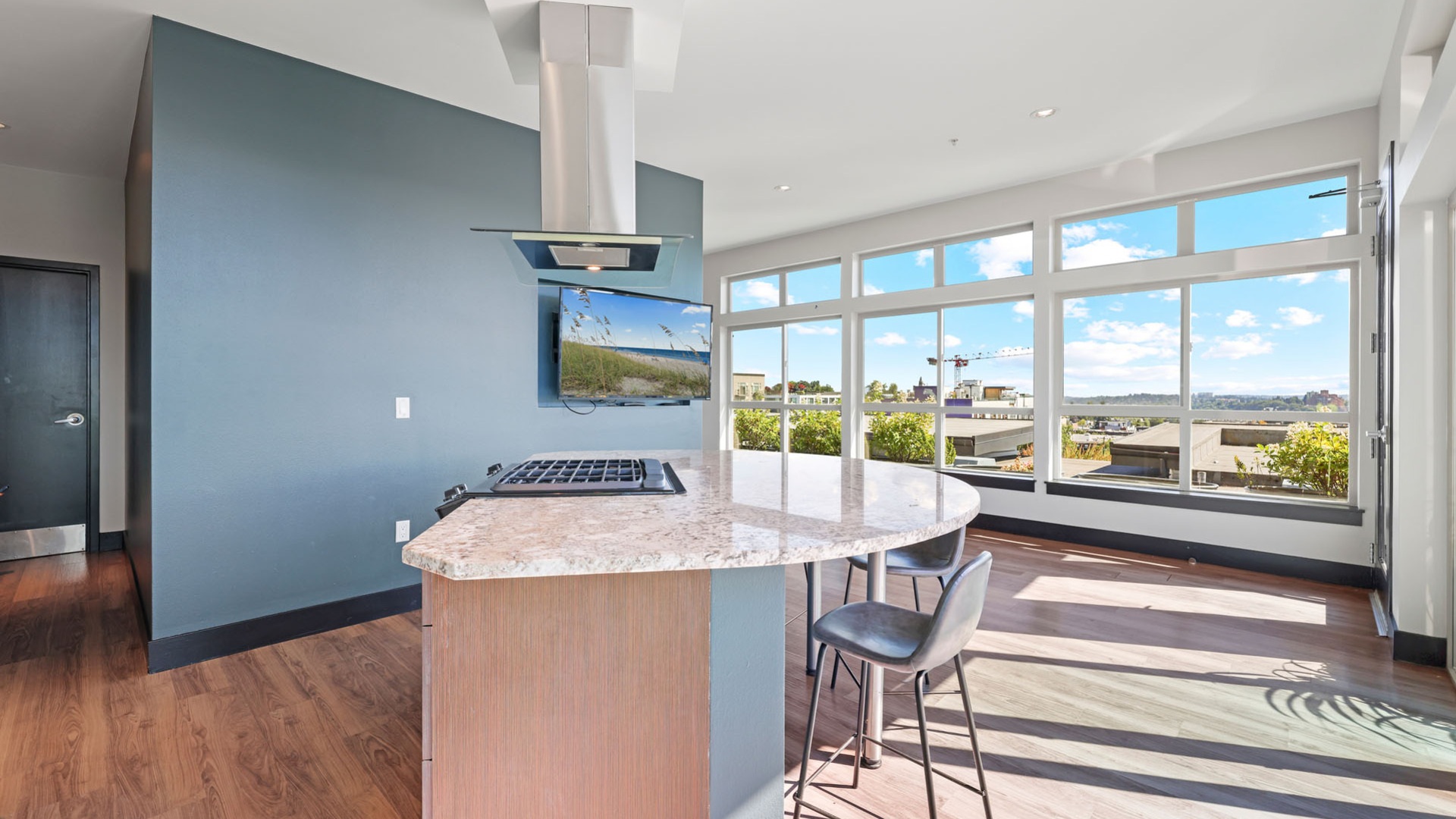 Collins on Pine Clubhouse Kitchen TV Blue Wall 17