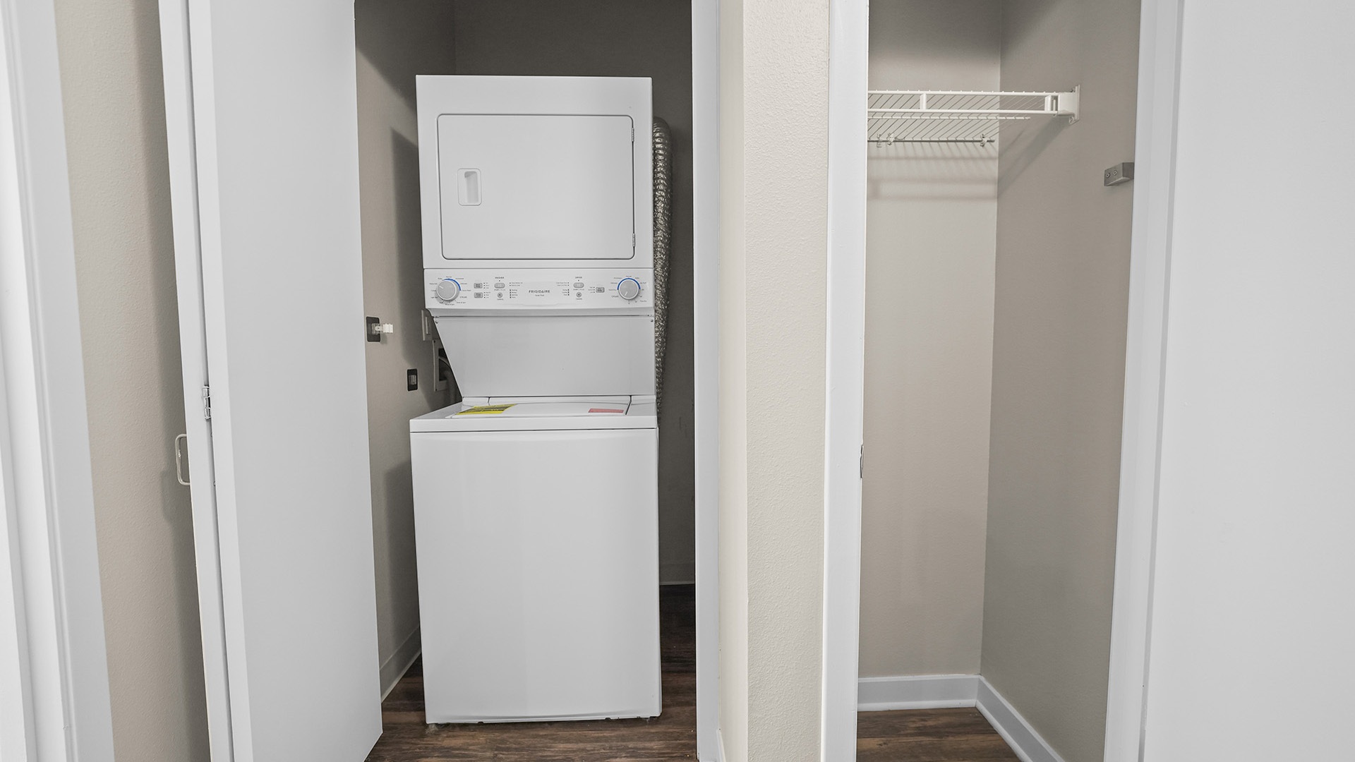 Kearney plaza portland or 2 bedroom B 103 washer dryer