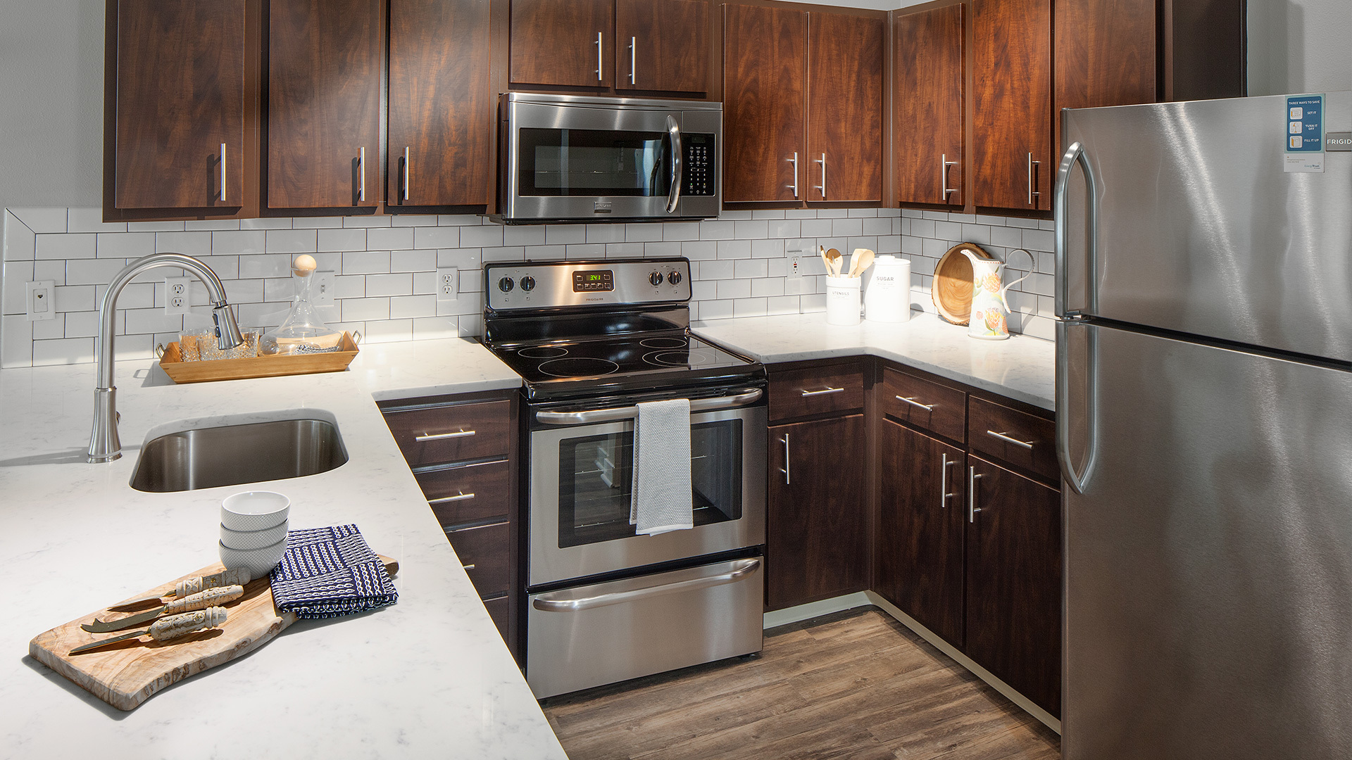 Kearney portland model suite kitchen 01