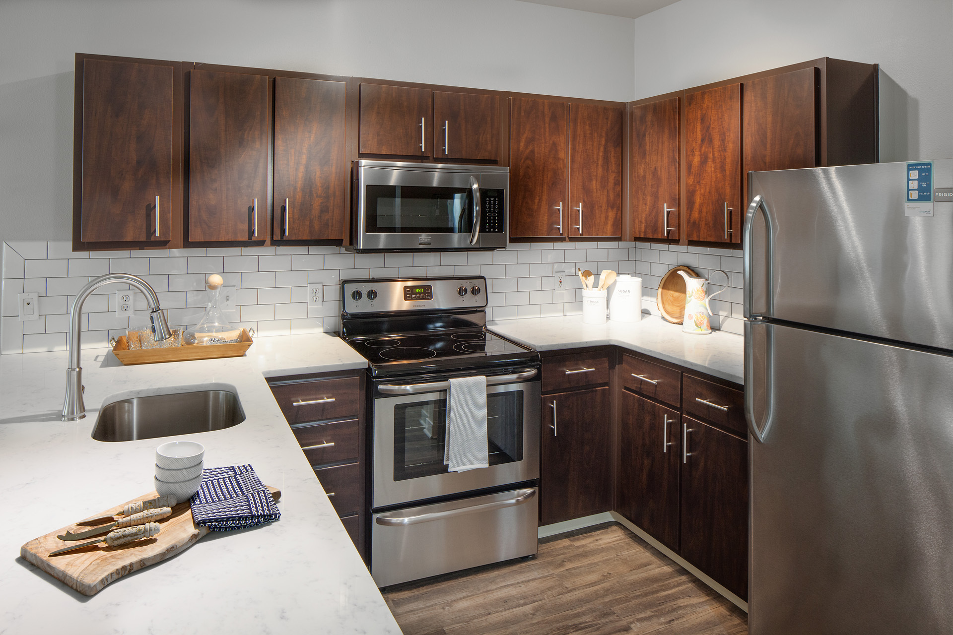 kearney portland model suite kitchen 02