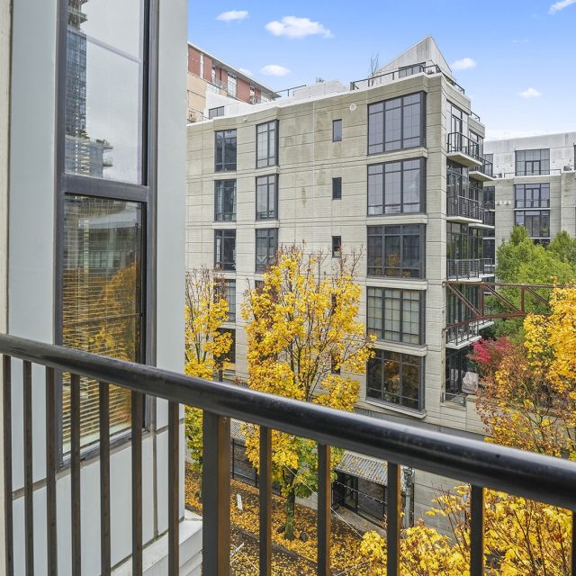 Kearney plaza portland or studio e1 balcony