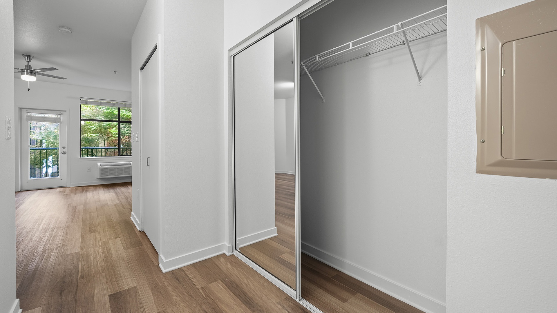 Kearney plaza portland or studio e2 211 closet