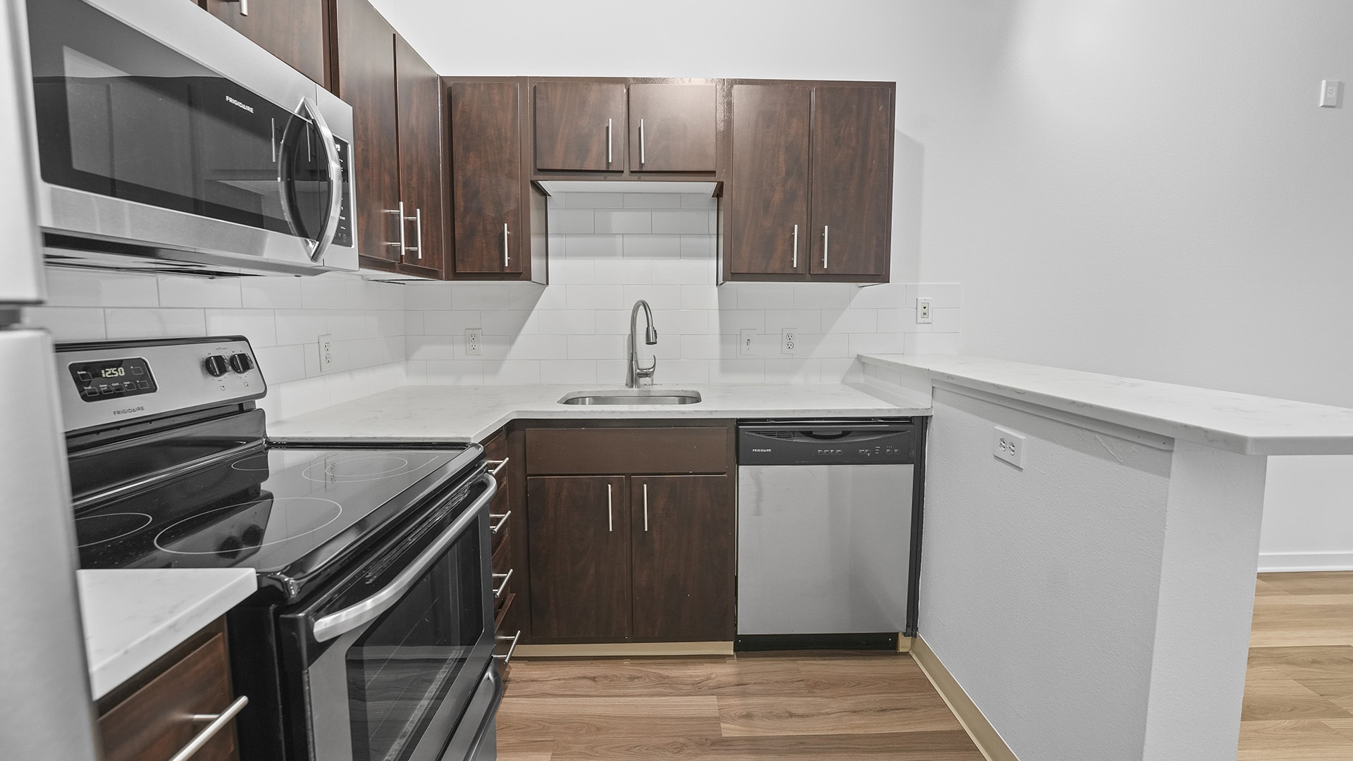 Kearney plaza portland or studio e2 211 kitchen view1