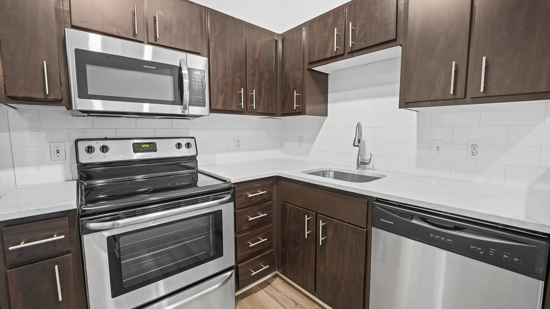 Kearney plaza portland or studio e2 211 kitchen view2