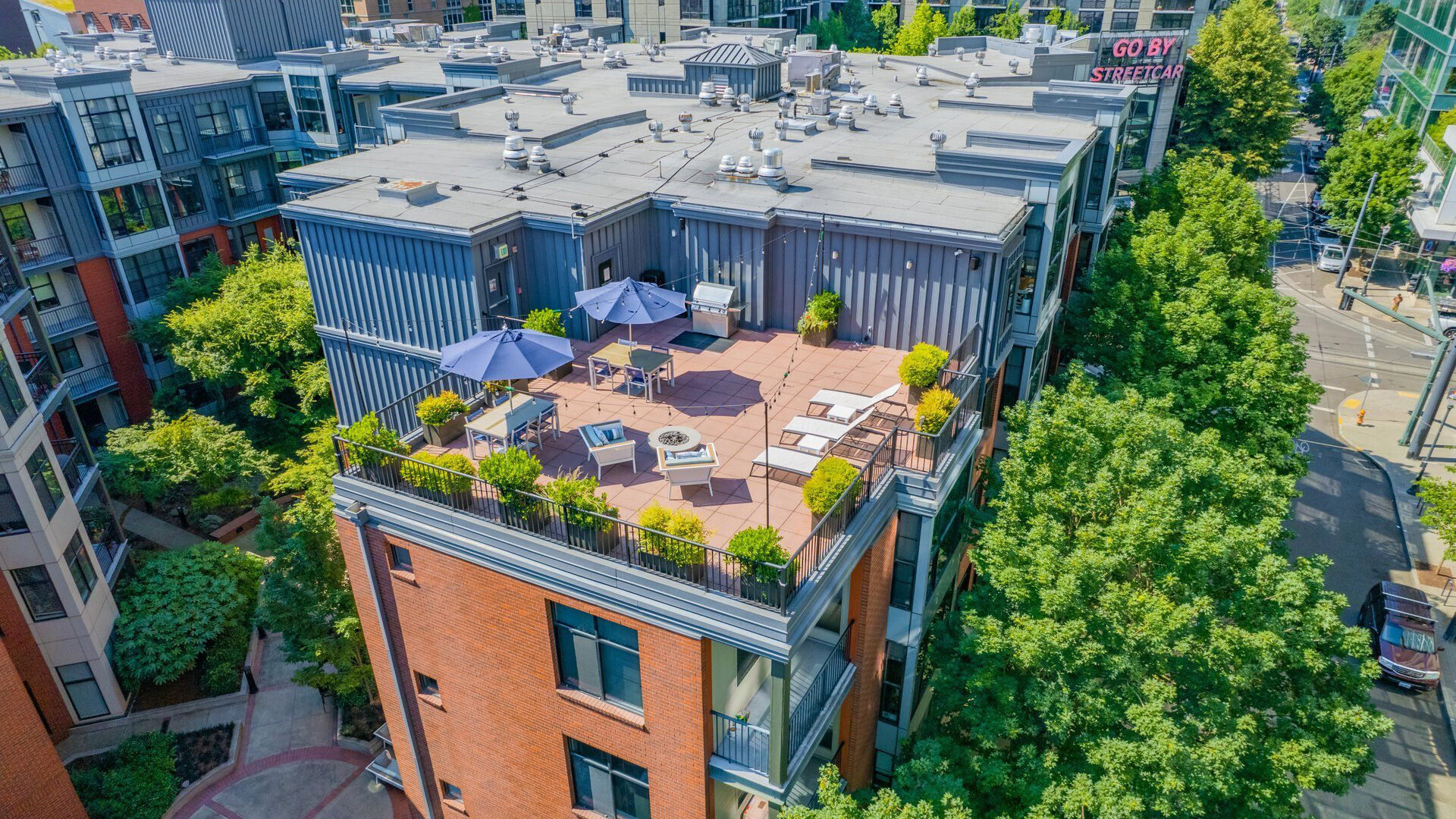 Kearney portland rooftop looking down
