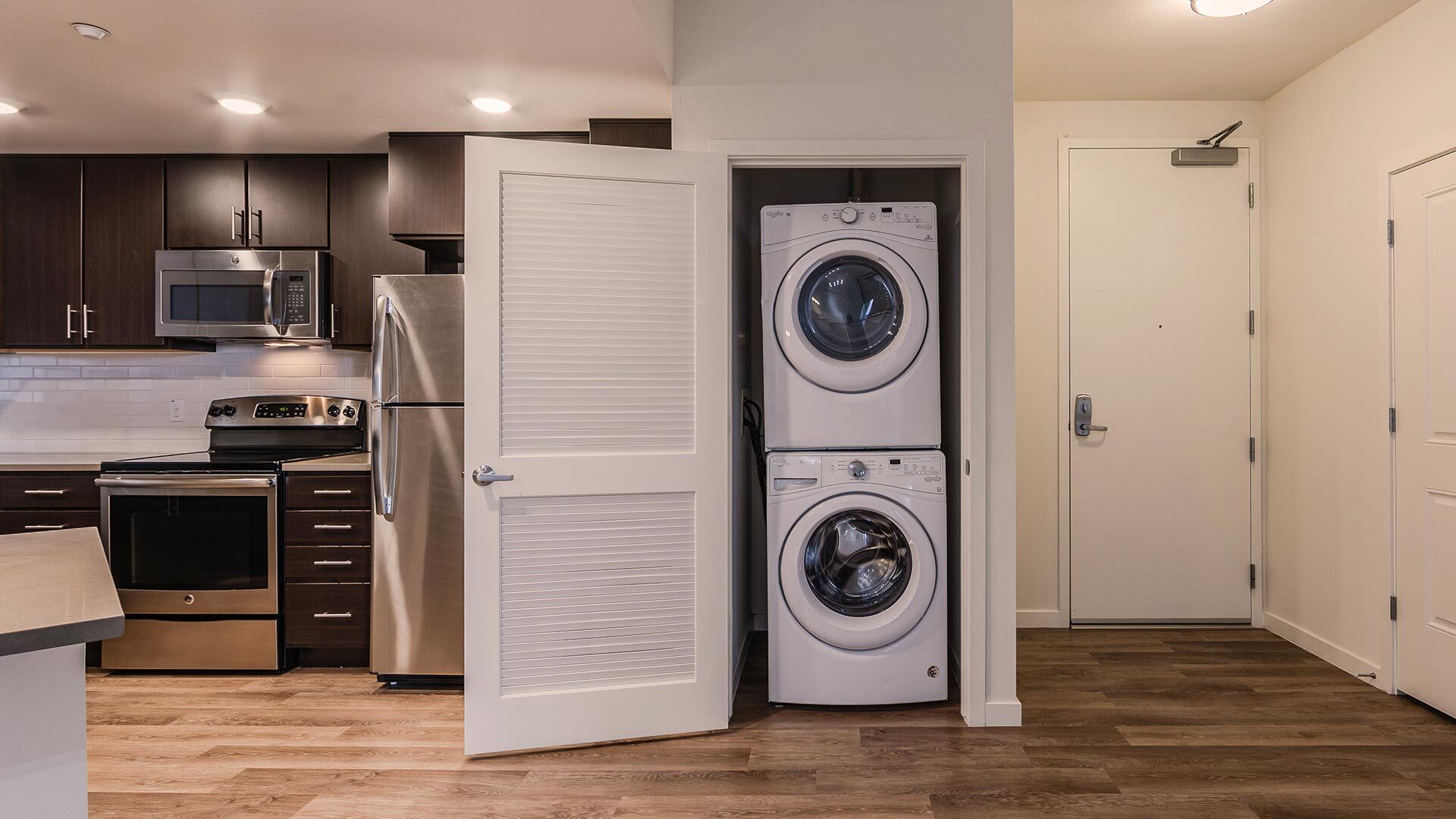 The lark madrone 1br laundry view