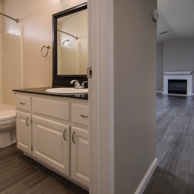 Laurel grove 2 BR the grove bathroom view 1