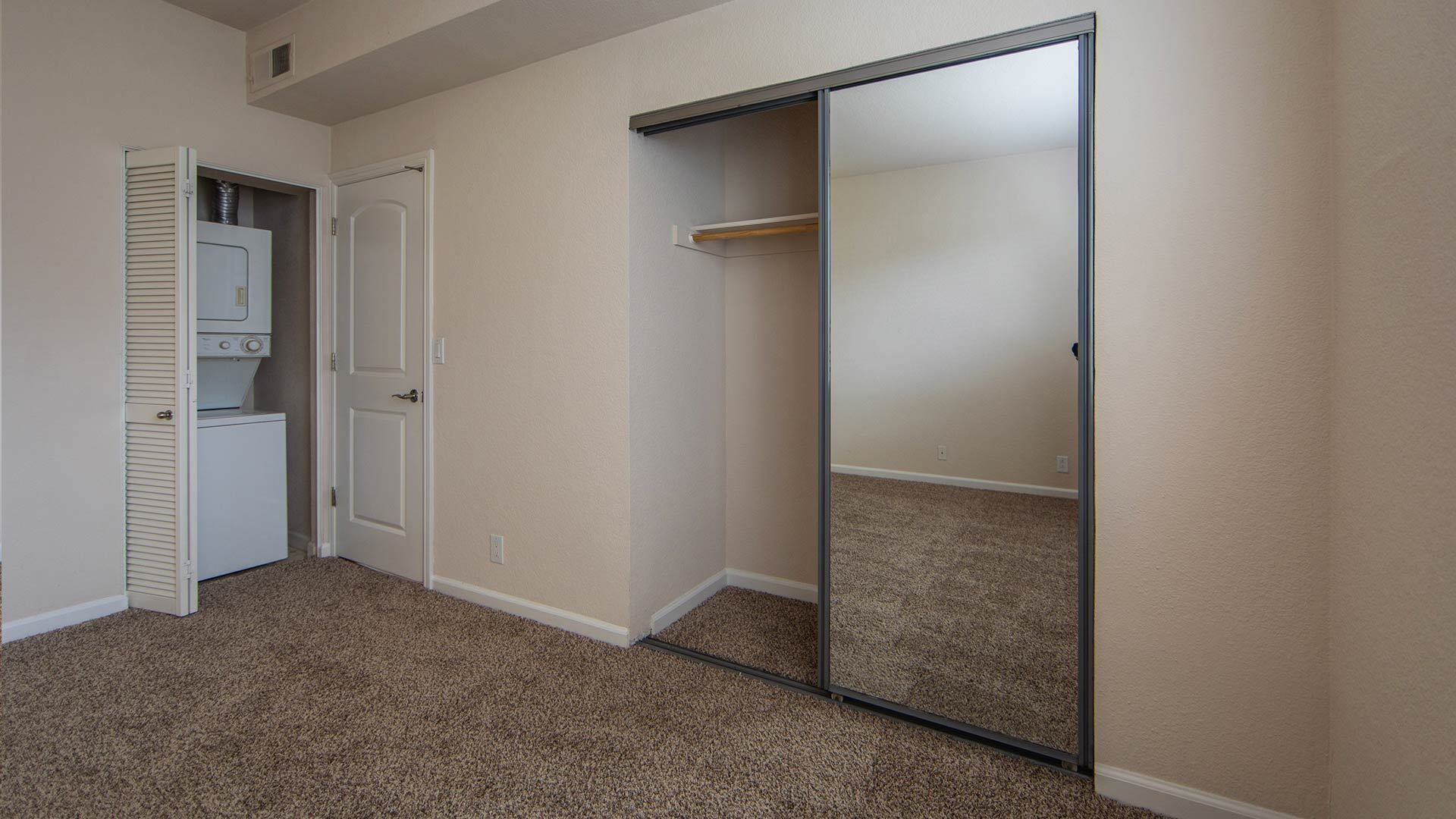 Laurel grove 1 BR the laurel bedroom closet view 1