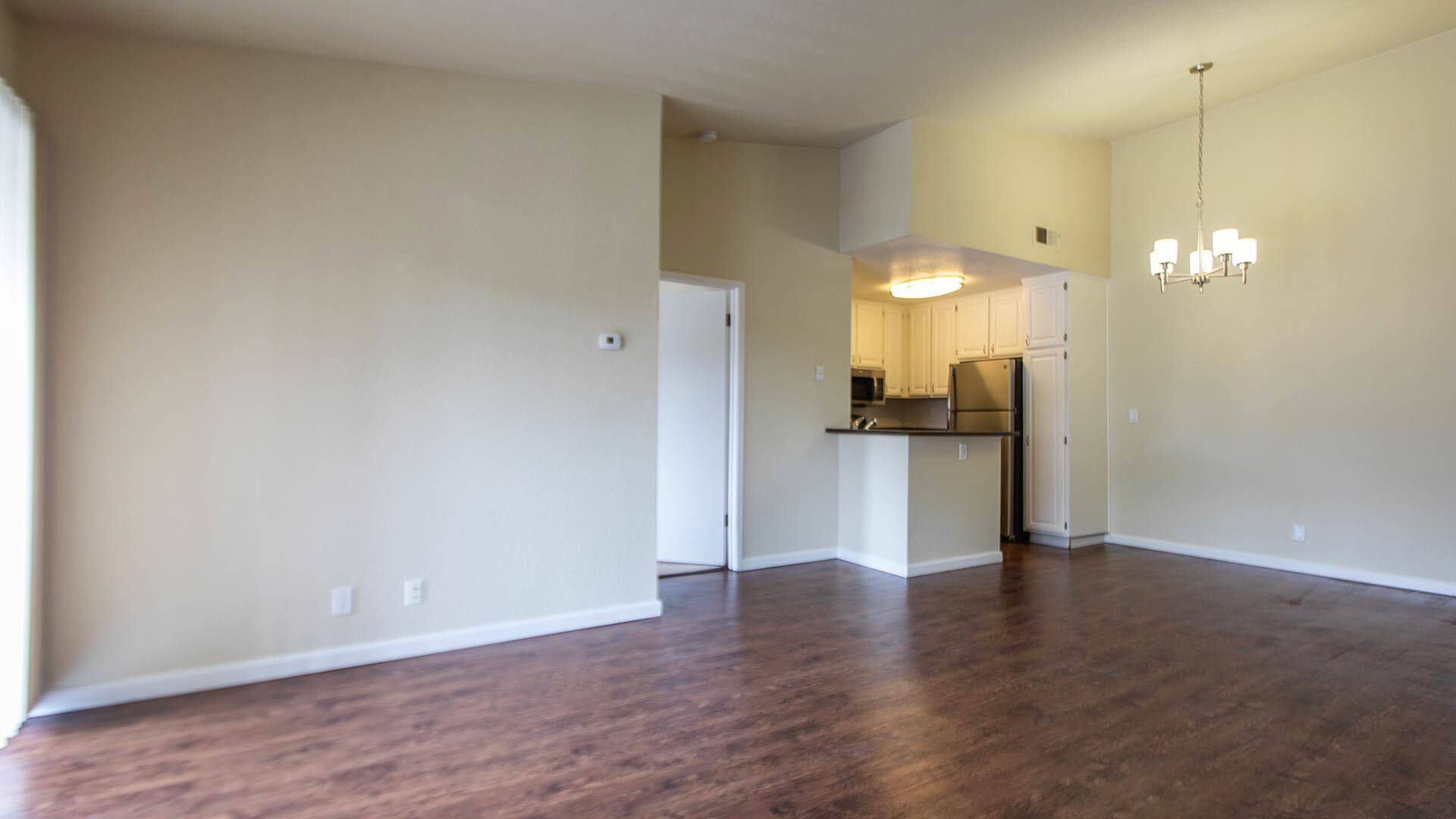 Laurel grove 1 BR the laurel livingroom view 1