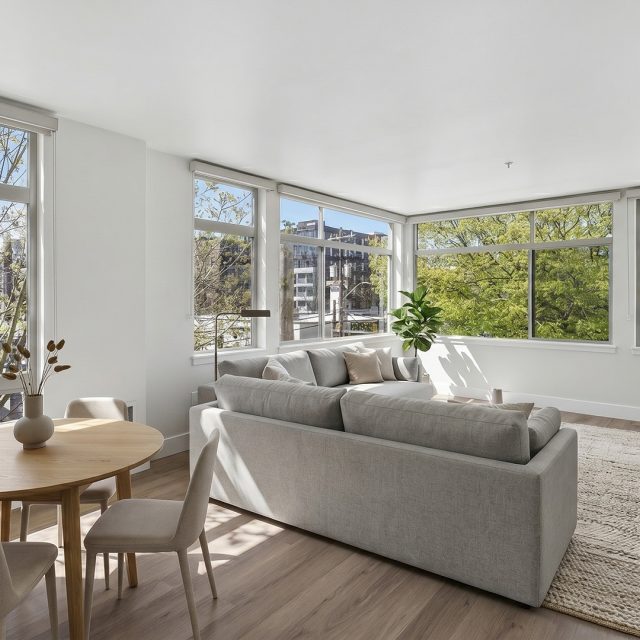 Link bellevue 1x1b living room view1 furnished