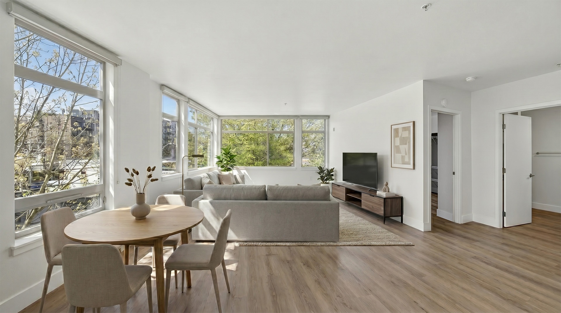 Link bellevue 1x1b living room furnished edited