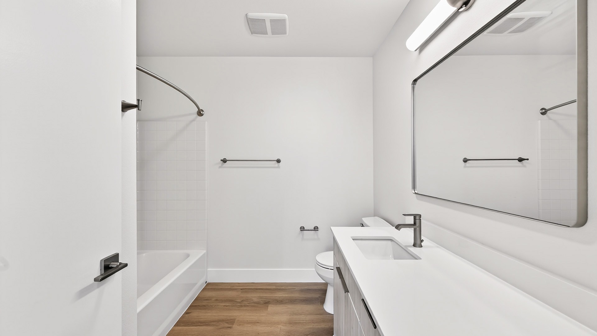 Link bellevue 1x1b bathroom