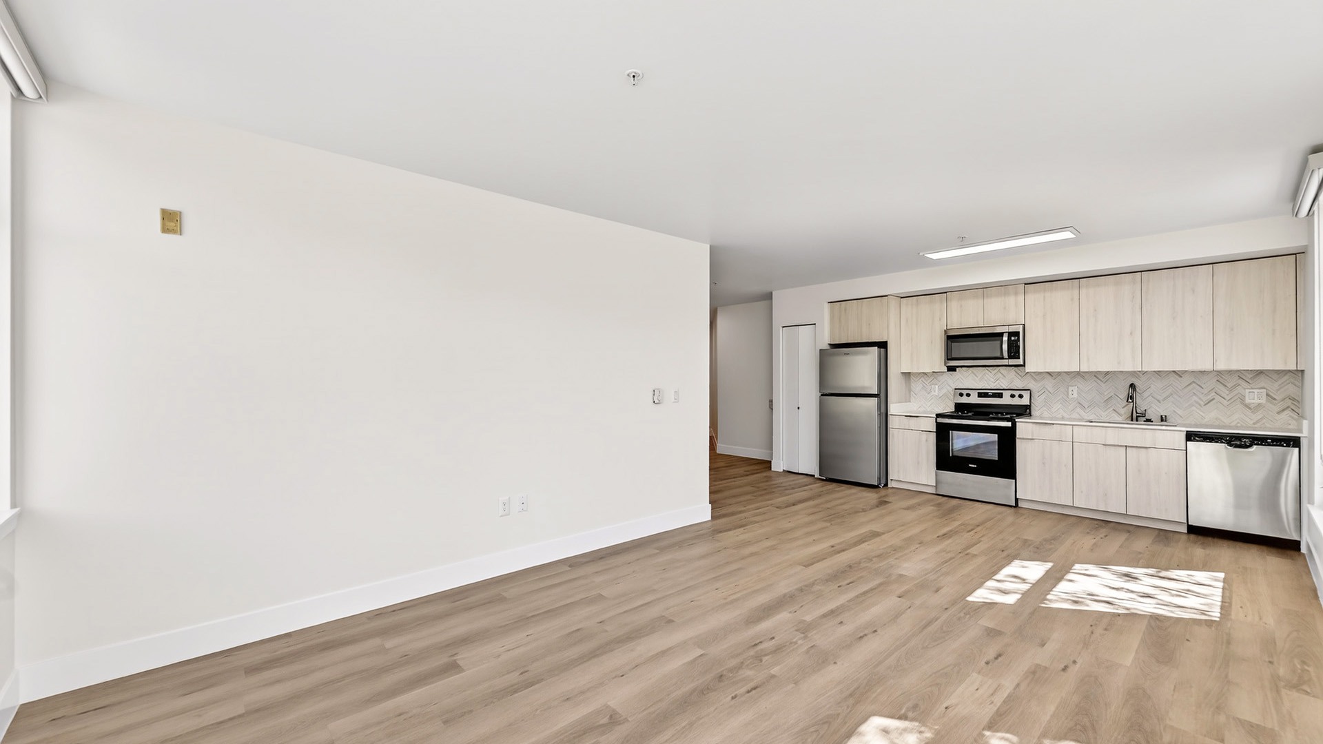 Link bellevue 1x1b kitchen living room1