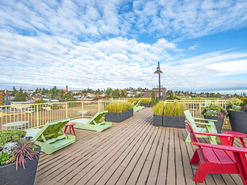 Link seattle rooftop patio view 01