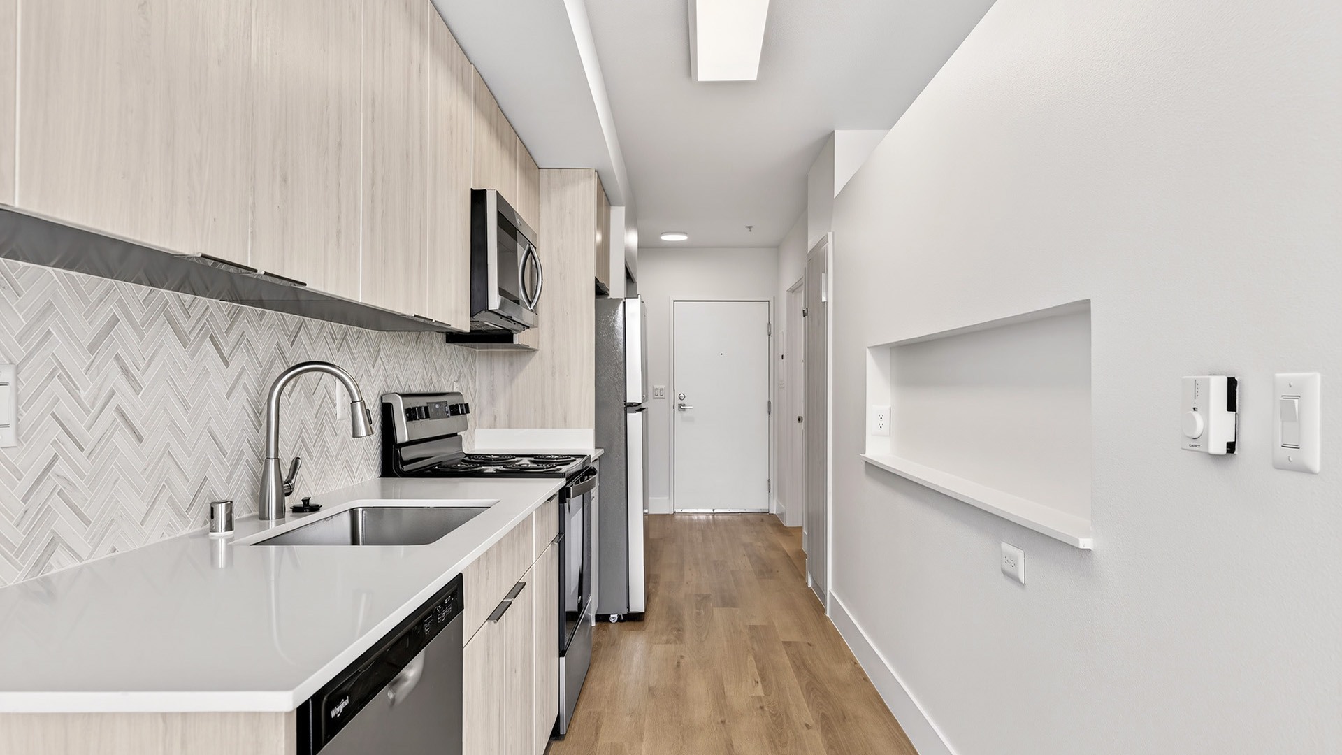 Link west seattle open a1 kitchen view1