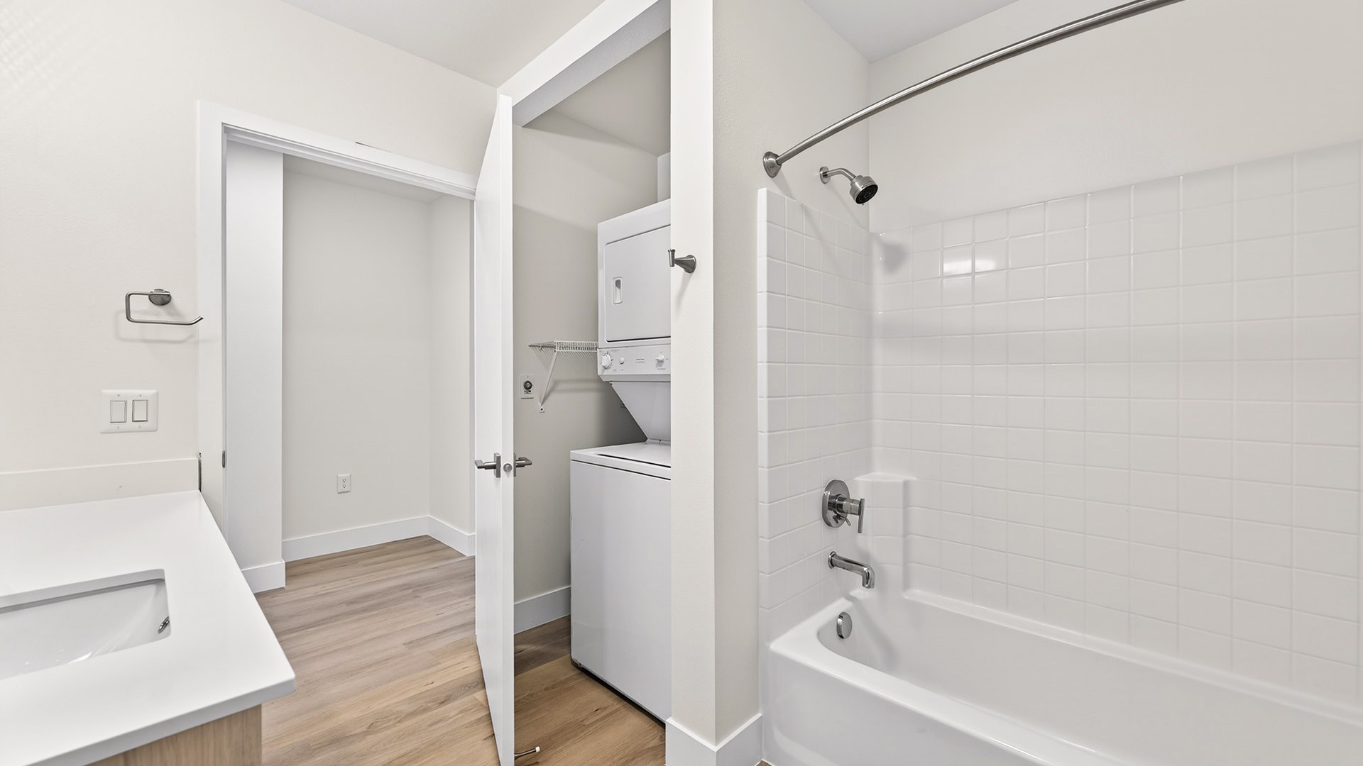 Link west seattle open b bathroom washer dryer