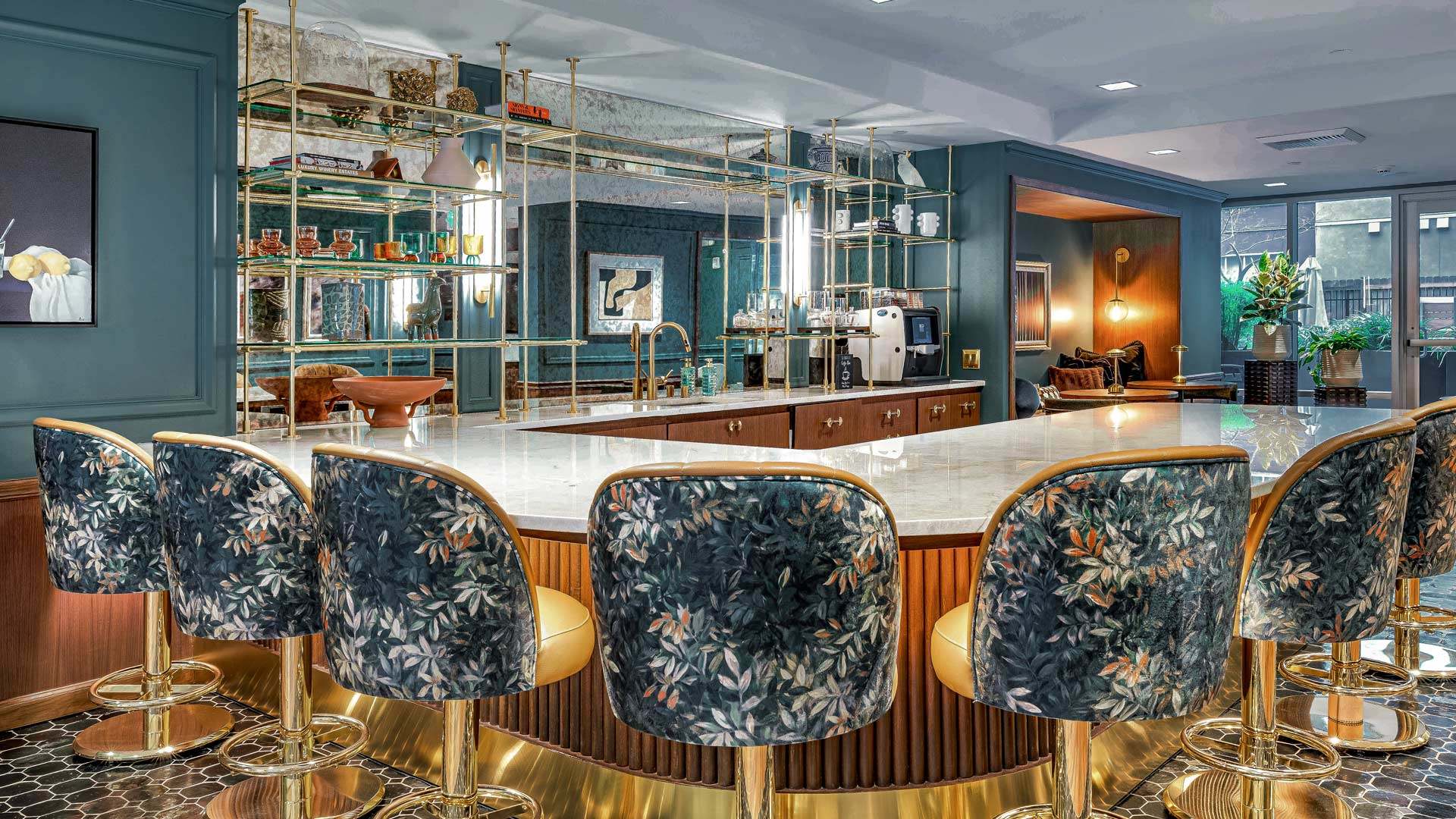 The Margot Lounge View4