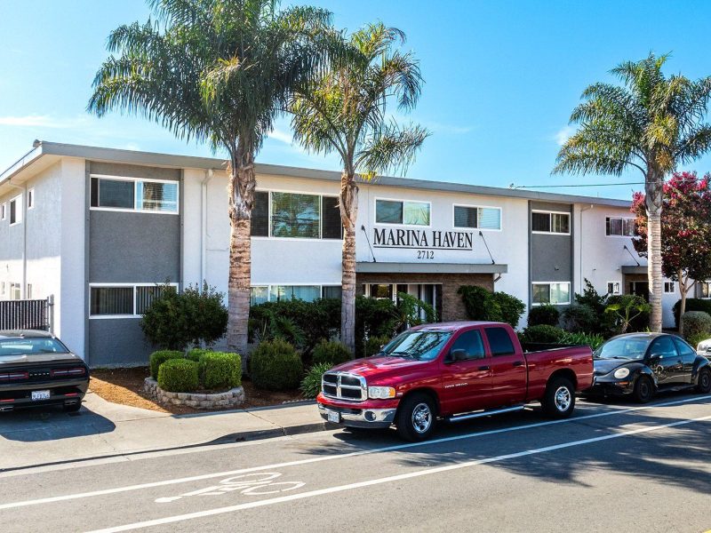 Marina haven street view palms
