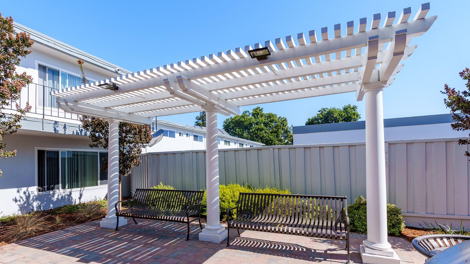 Marina haven pergola benches