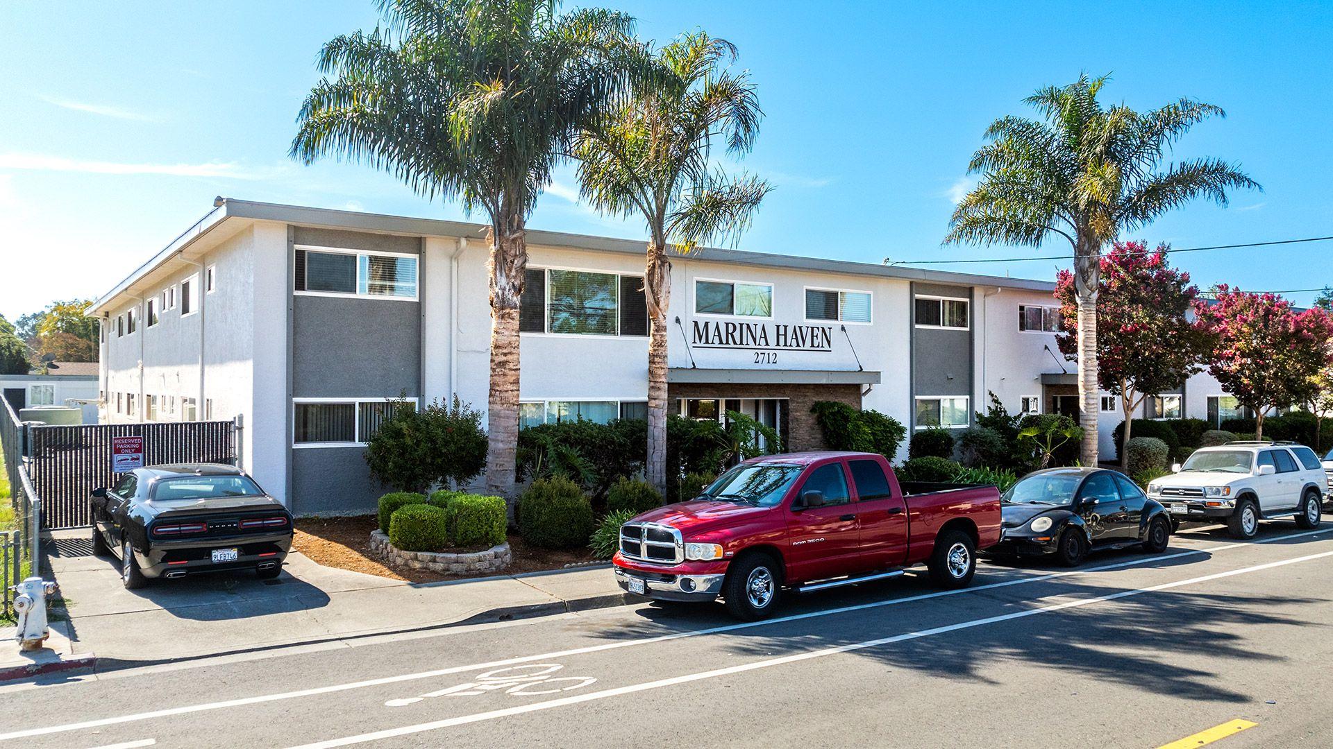 Marina haven street view palms