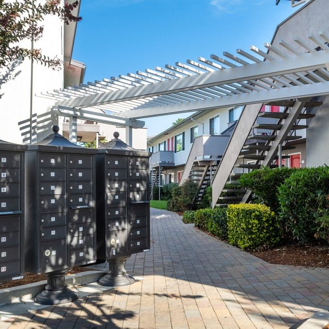 Marina plaza mailboxes pergola