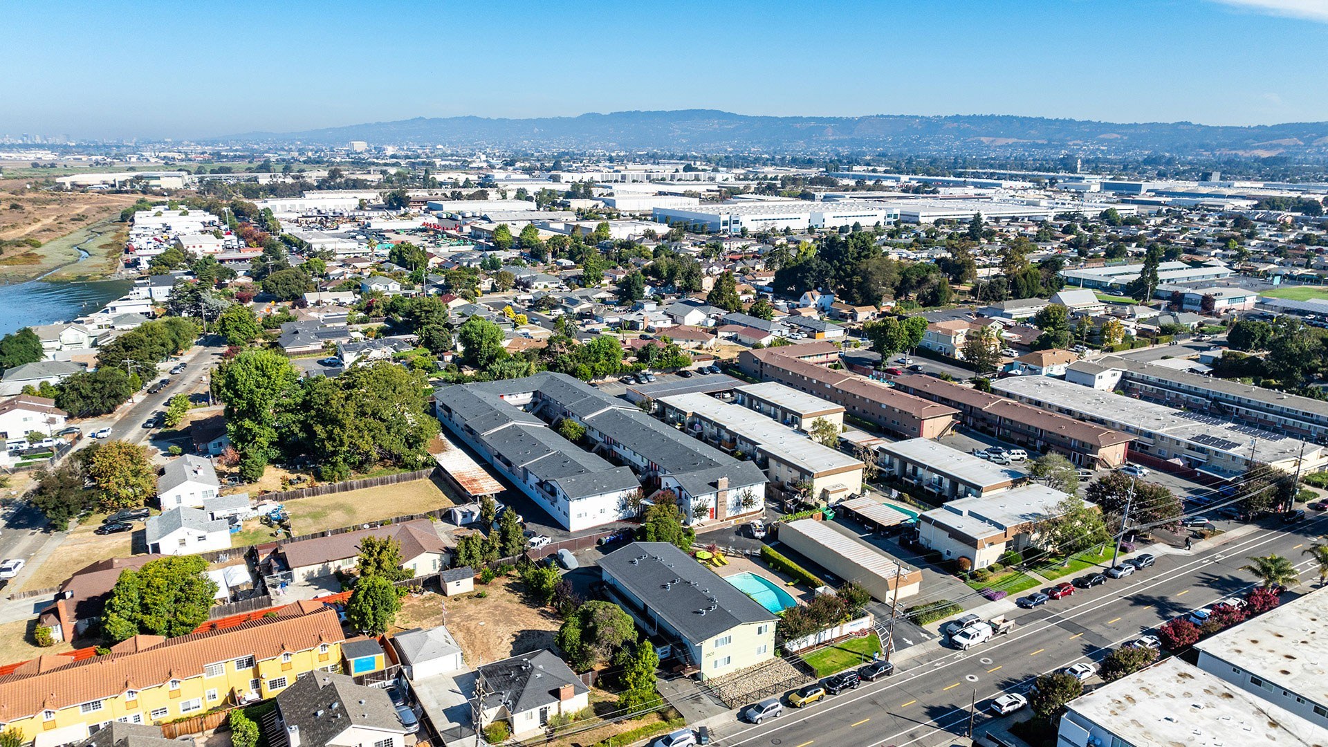 Marina plaza aerial hills view