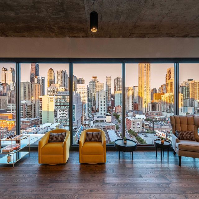 Marlowe chicago community lounge view