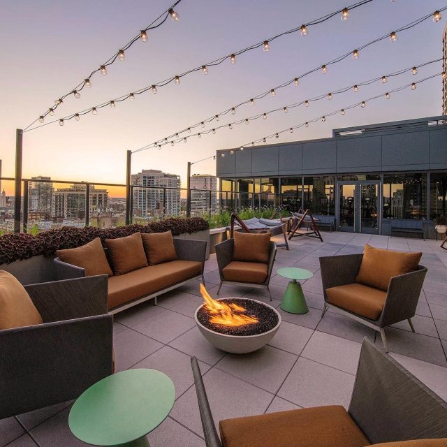 Marlowe chicago rooftop terrace view 1